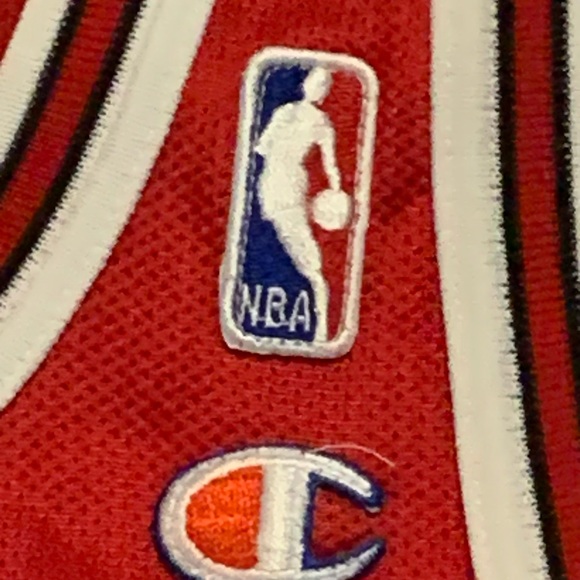 Vintage Champion Bulls Dennis Rodman, Super Rare Men Med size 40!! Send Offers! - Picture 10 of 10